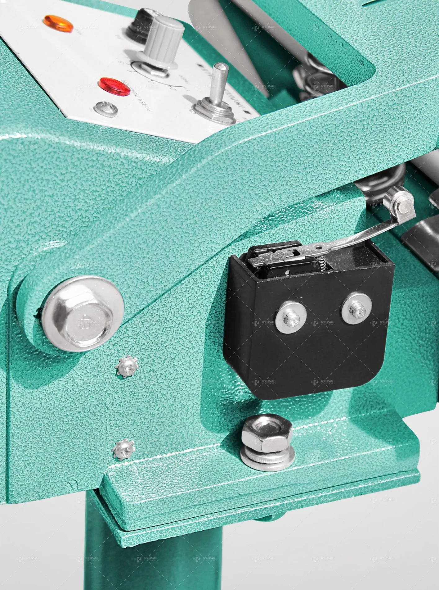 Selladora de Bolsas de Pedal PFS-600 - RYU