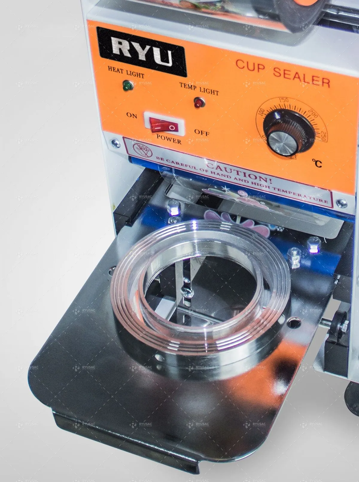 Selladora de Vasos Semi-Automática - RYU